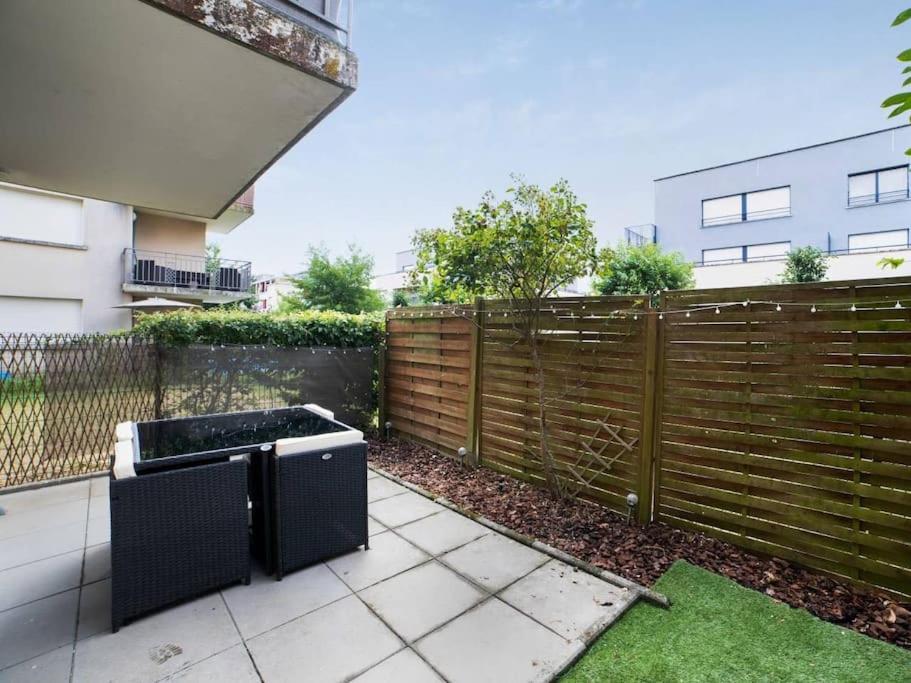 Les Paves De Prague - Appartement Pour 4 A 10 Minutes De Disneyland Paris Montevrain Bagian luar foto