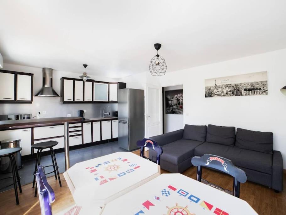 Les Paves De Prague - Appartement Pour 4 A 10 Minutes De Disneyland Paris Montevrain Bagian luar foto